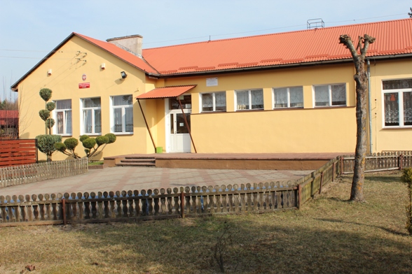 budynek szkoły 